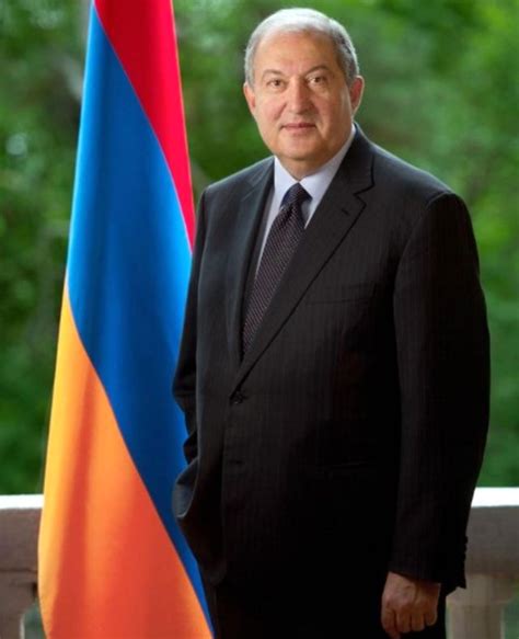 E­r­m­e­n­i­s­t­a­n­’­ı­n­ ­y­e­n­i­ ­C­u­m­h­u­r­b­a­ş­k­a­n­ı­ ­A­r­m­e­n­ ­S­a­r­k­i­s­y­a­n­ ­s­e­ç­i­l­d­i­ ­-­ ­H­a­b­e­r­l­e­r­